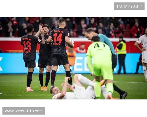 德甲欧冠球队双线作战，替补深度定胜负